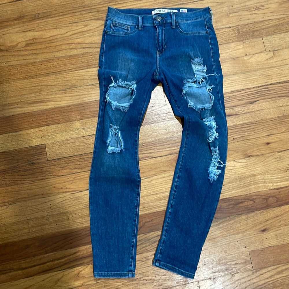 Sneak Peak distressed skinny jeans - Picture 1 of 4